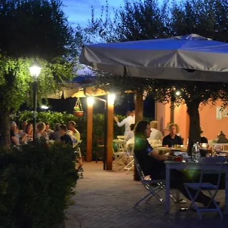 Valle Del Metauro 住宿加早餐酒店 蒙特玛佐里奥梅特